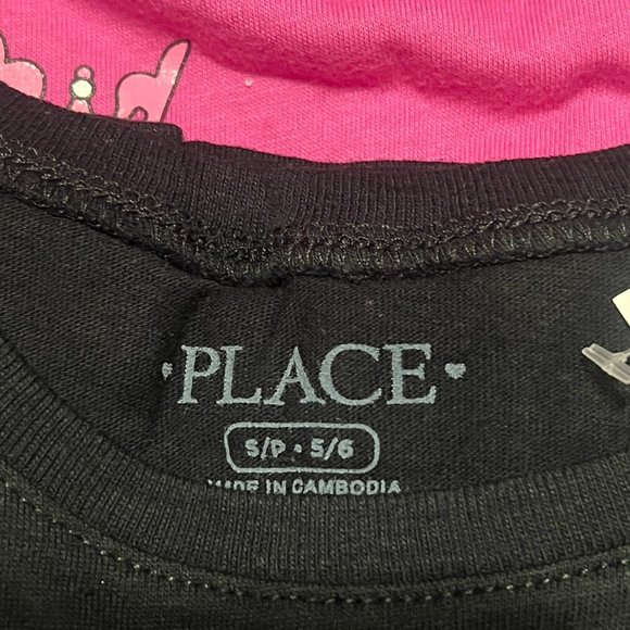 The Childrens Place Girls PRINCESS Graphic Tee-2 pack- Small (5/6) Long Sleeve - Picture 4 of 6